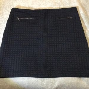 Laundry by Shelly Segal black quilted skirt